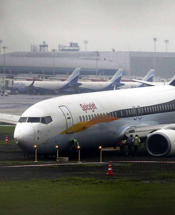 The Zurich Airport International AG has been approved to develop the Noida International Greenfield Airport at a cost of Rs 29,560 crores.