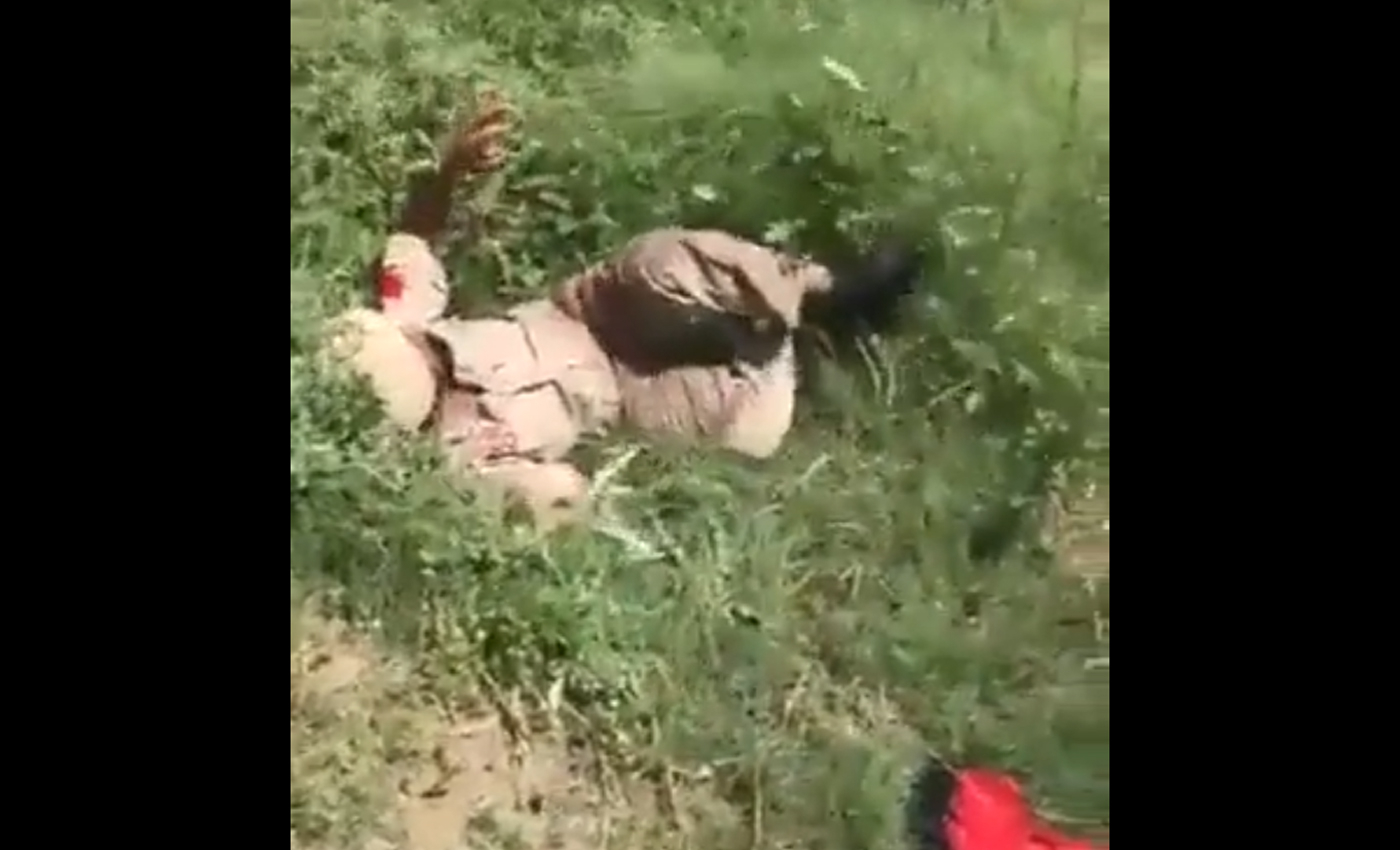 The video shows an incident that occurred in Punjab, under the Bhagwant Mann government, of a drunken police officer failing to lift himself from the ground.