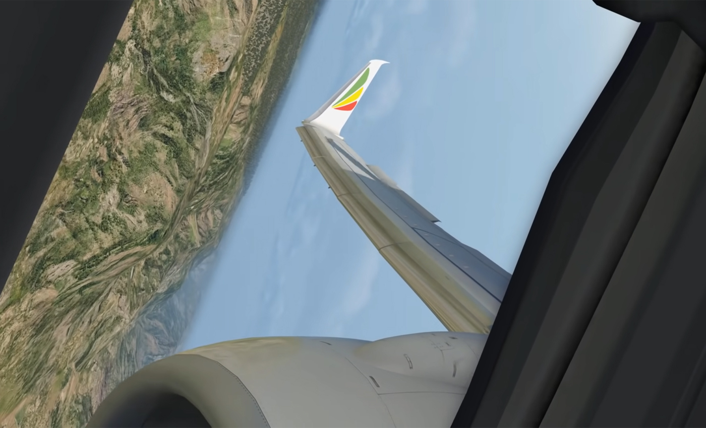 This video shows a Boeing 737 crashing in southern China.