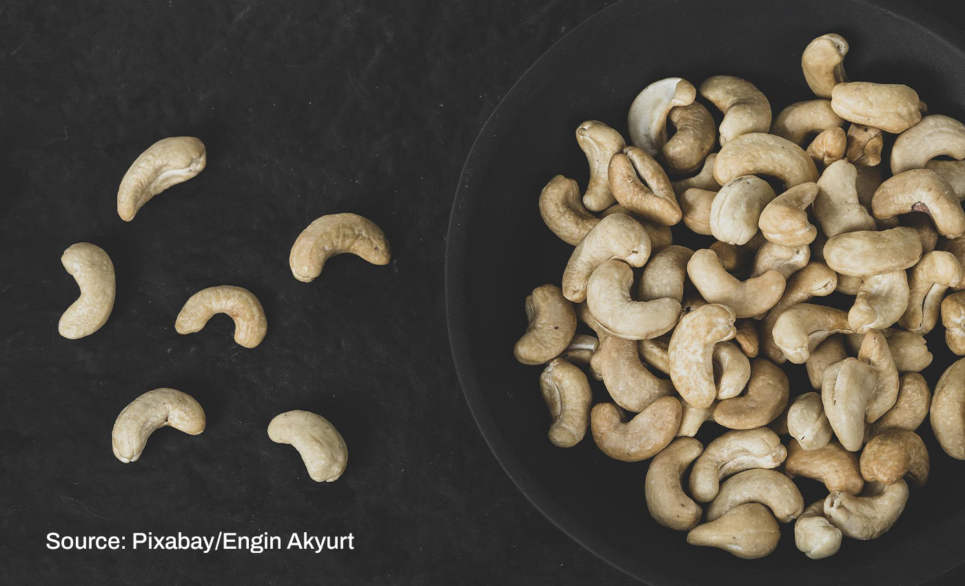 Cashew is a natural anti-depressant making it a therapeutic equivalent of Prozac.