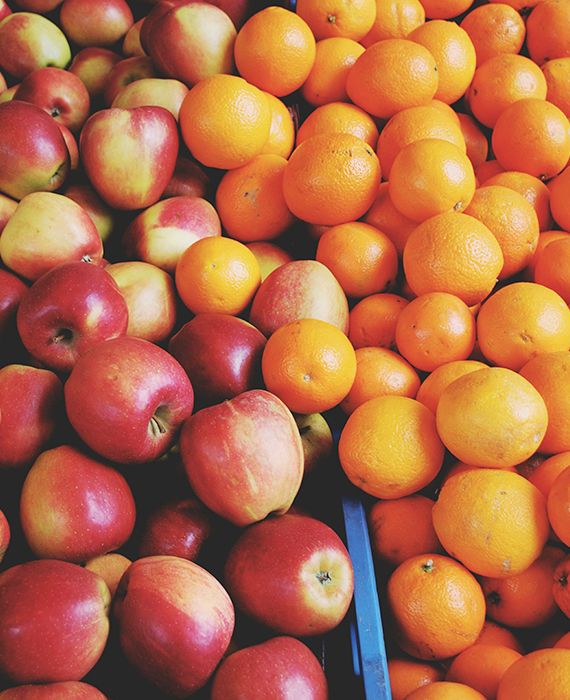 A video of Muslim vendor's unhygienic handling of fruits is a deliberate attempt to spread COVID-19.