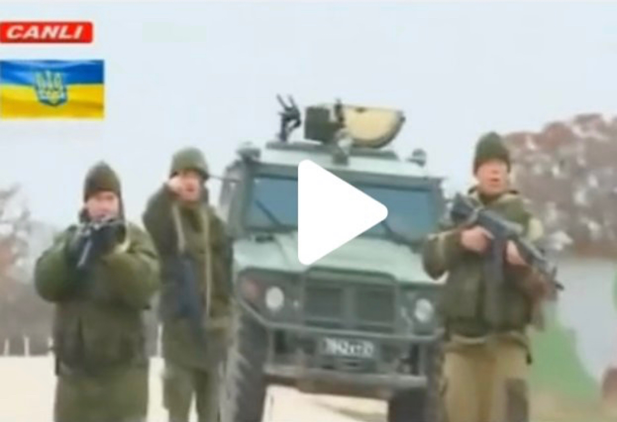 This image shows Ukraine and Russia face to face in battle.