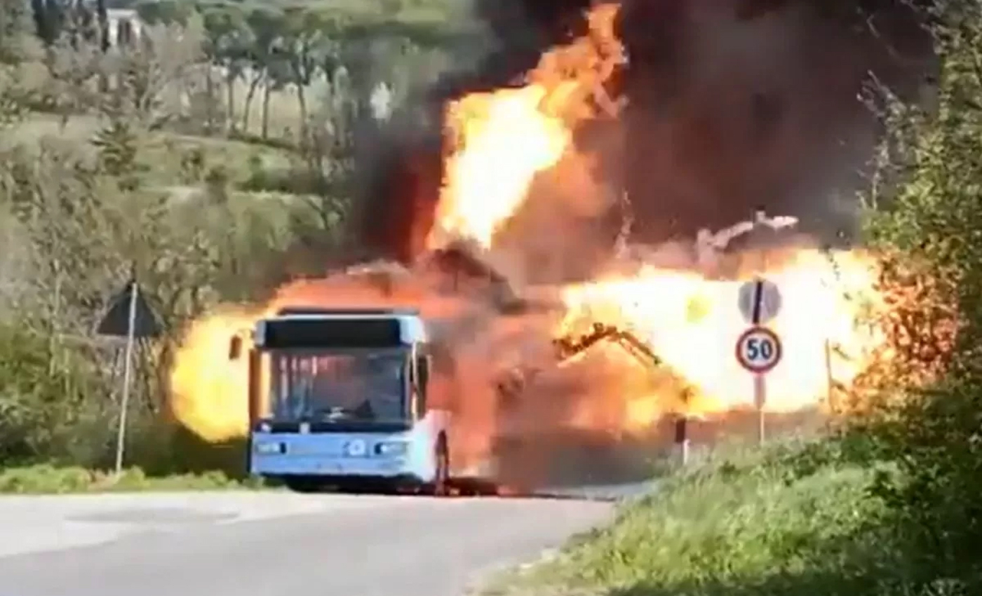 This video shows an electric bus on fire.