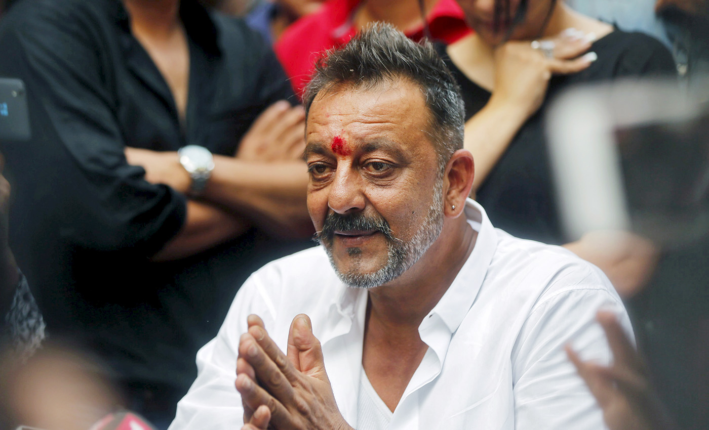 Sanjay Dutt celebrated his birthday with his daughter Trishala and wife Manyata Dutt.