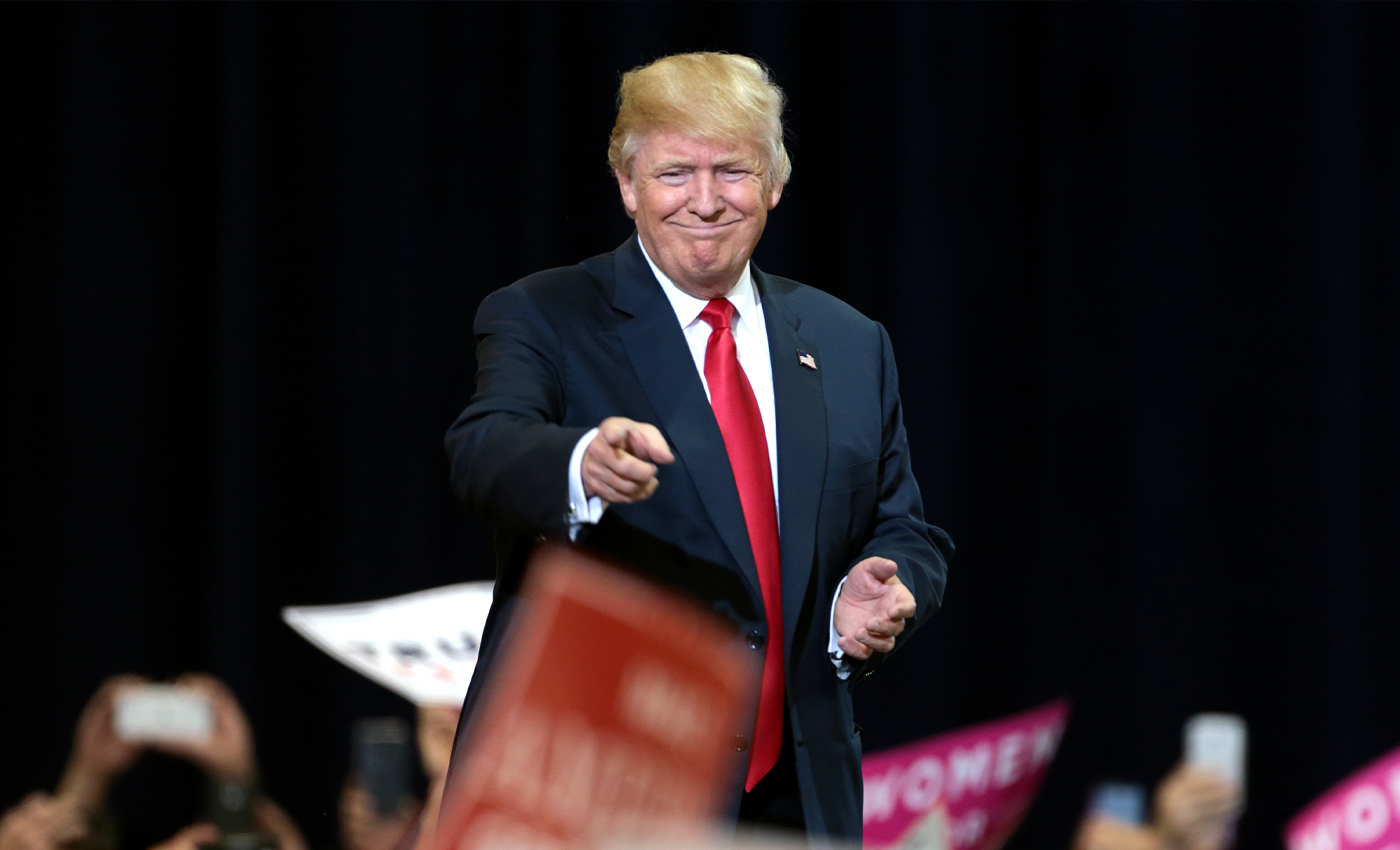 Trump mocks reporter with disability