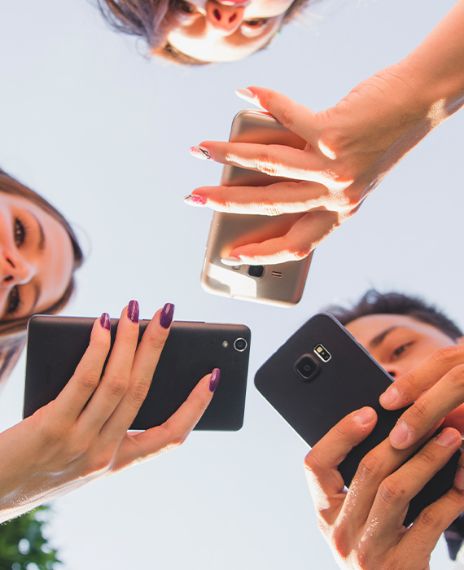 According to 'friend2020' website, once your friends attempt the 'Super Dare 2019' quiz you will see the results on a leaderboard.