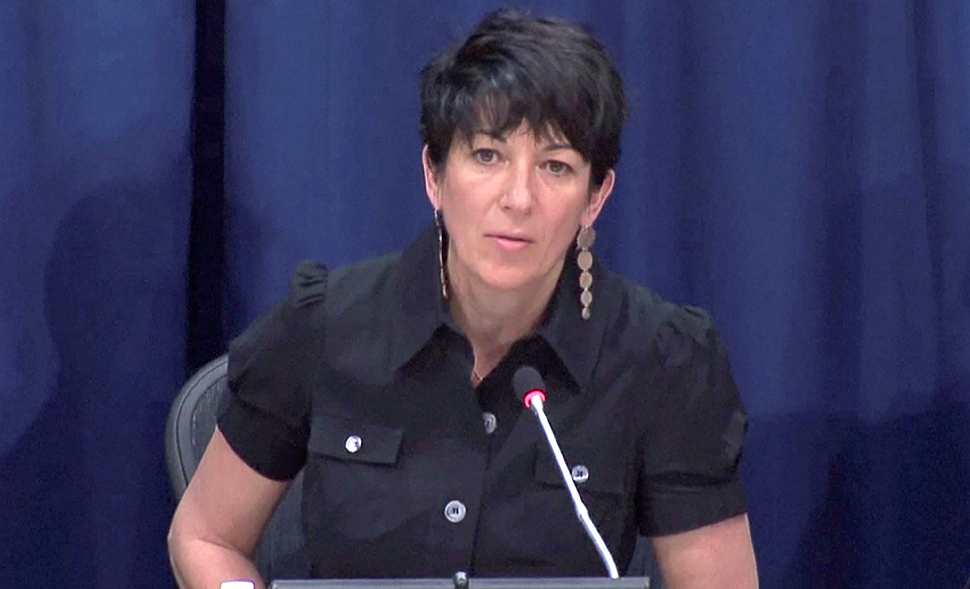 Chelsea Clinton and Ghislaine Maxwell were close friends and vacationed together.