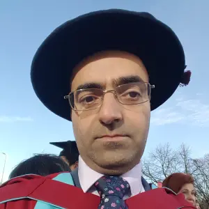 professional online Hampshire tutor Mohammed