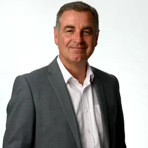 professional online Marketing tutor Crispin