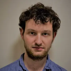 professional online Latin tutor Harry