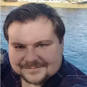 professional online Politics tutor David 