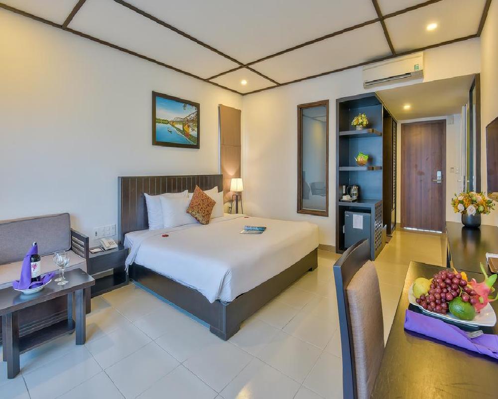Hình ảnh phòng Family Suite, 2 Bed room connecting, Balcony with Pool View