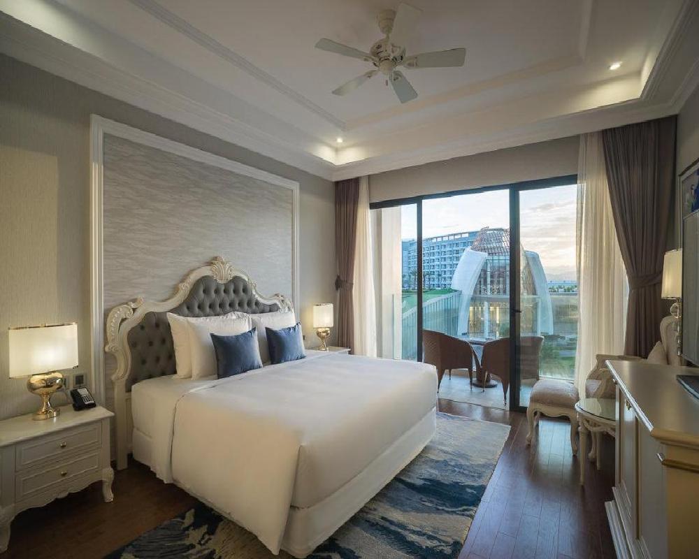 Hình ảnh phòng Deluxe Room with Balcony