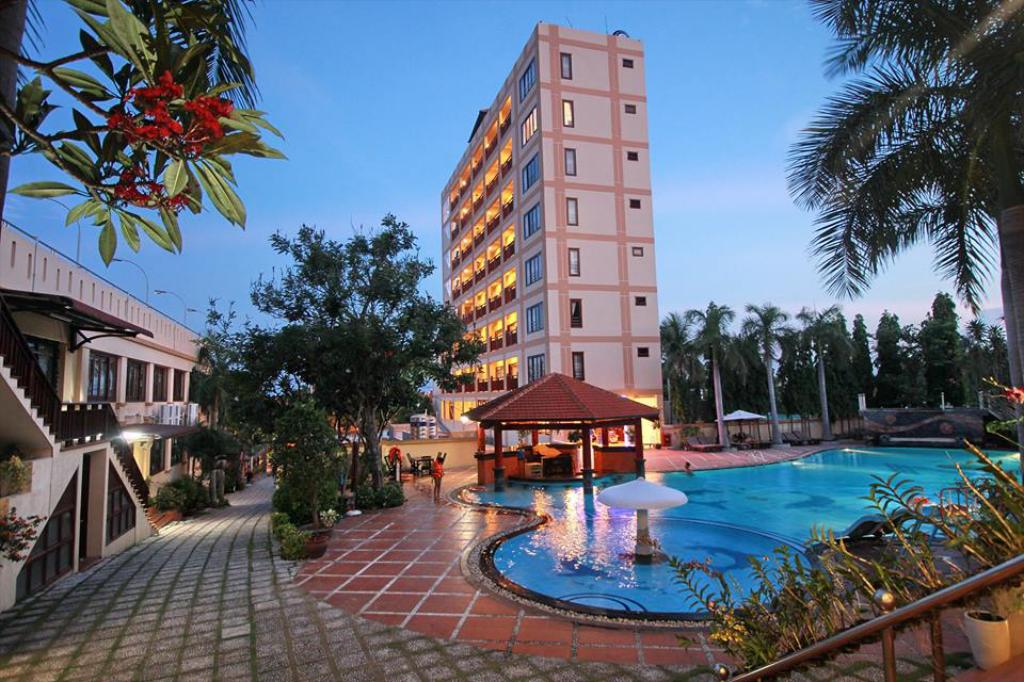 Khách sạn Tiến Đạt Resort (Tien Dat Resort)