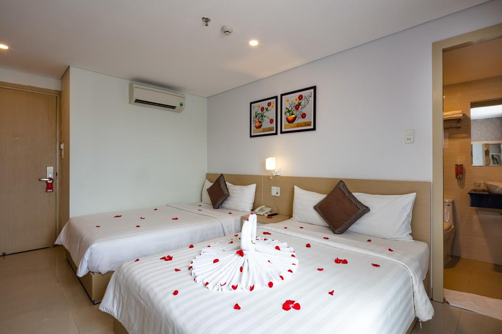 Khách sạn Love Nha Trang (Love Hotel)