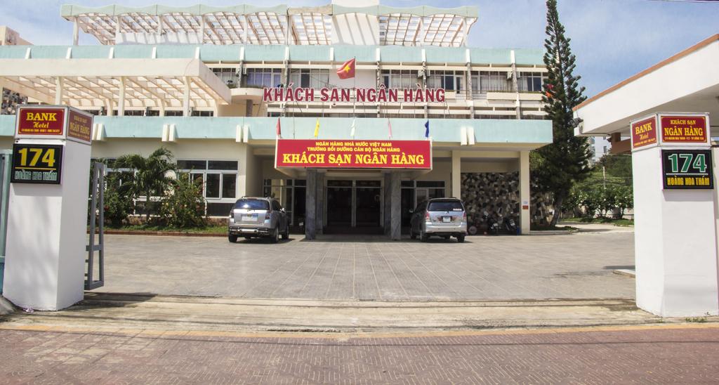 Ngan Hang Hotel