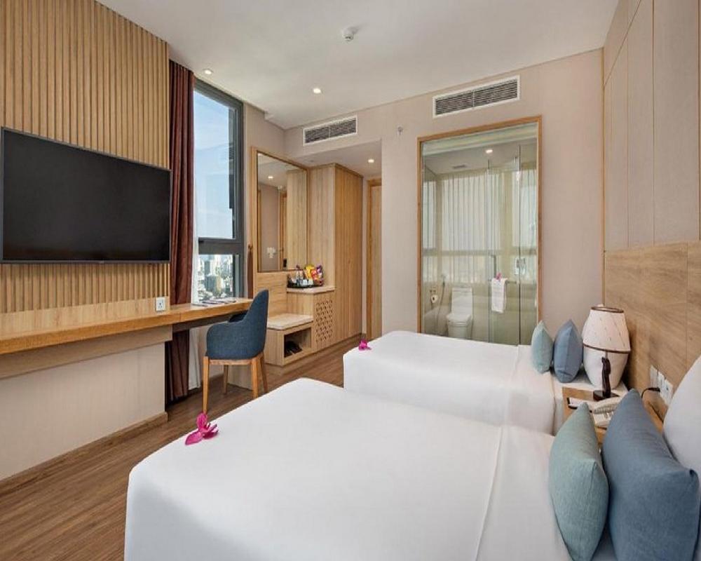 Hình ảnh phòng Deluxe Triple Room With City View