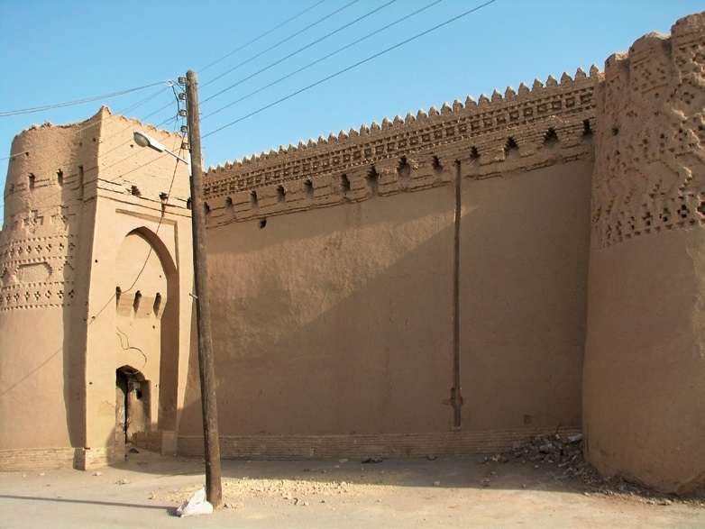 EARTHEN ARCHITECTURE IN MUSLIM CULTURES