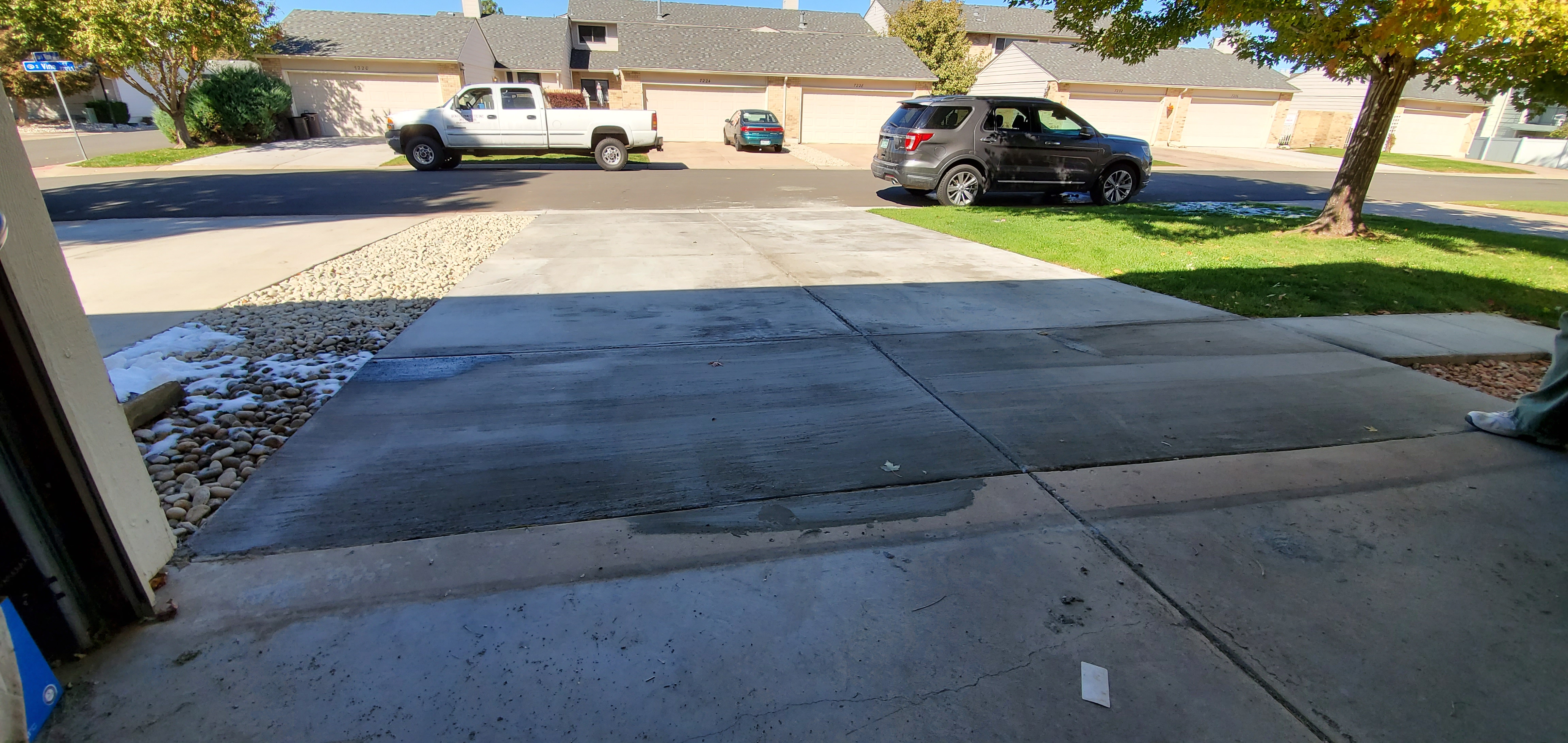 Concrete Driveway St Louis - Stamped, Knockdown Texture, Acid Stain